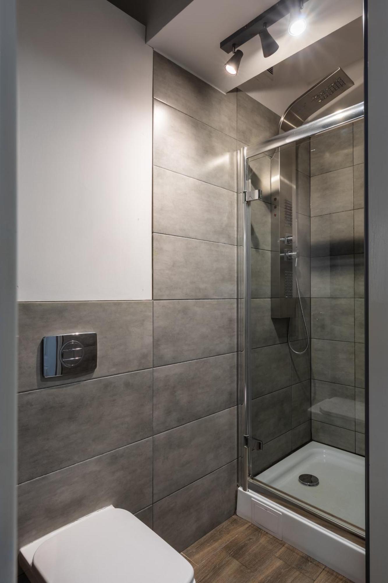 Prestigious Main Square Apartment *